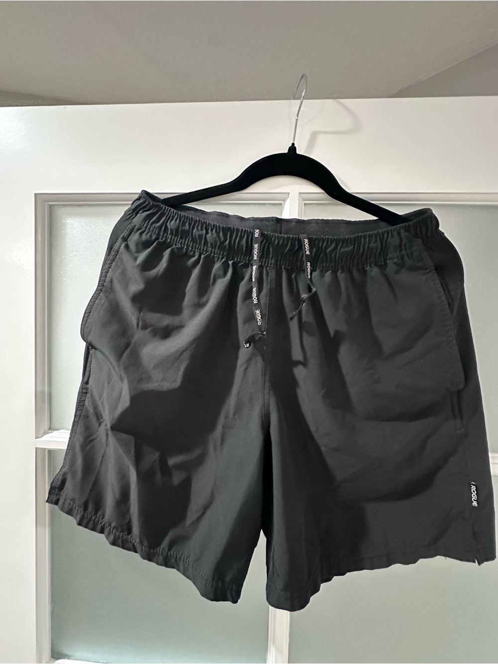 Rogue Fitness Black Ops Men’s Running Training Shorts Medium